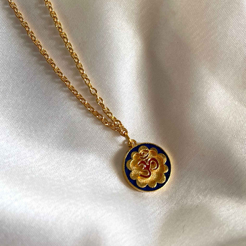 Om Neckchain