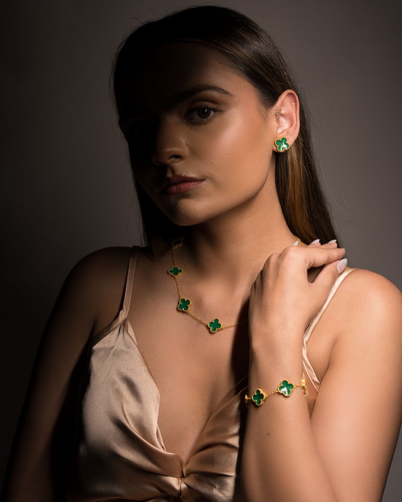 Luxurious 18k Gold Plating Four-Leaf Clover Reversible Bracelet