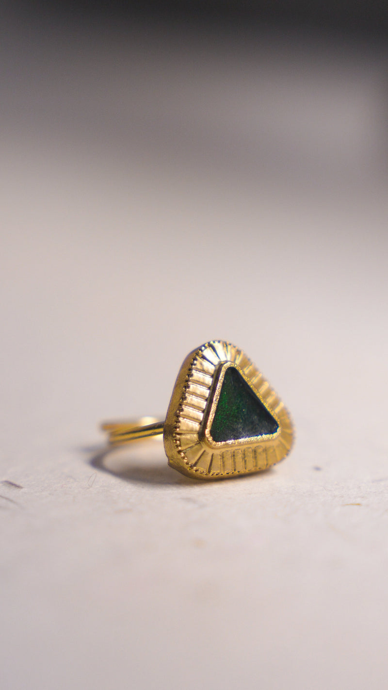 Tri ring