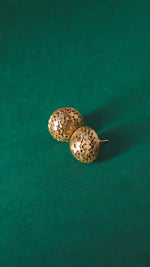 Royal studs