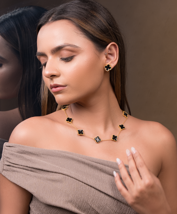 Luxurious 18k Gold Plating Four-Leaf Clover Necklace - Reversible